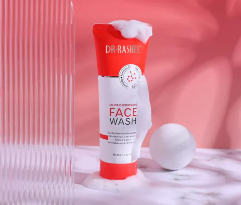 Salicylic Acid Renewal F ace Wash - Image 2
